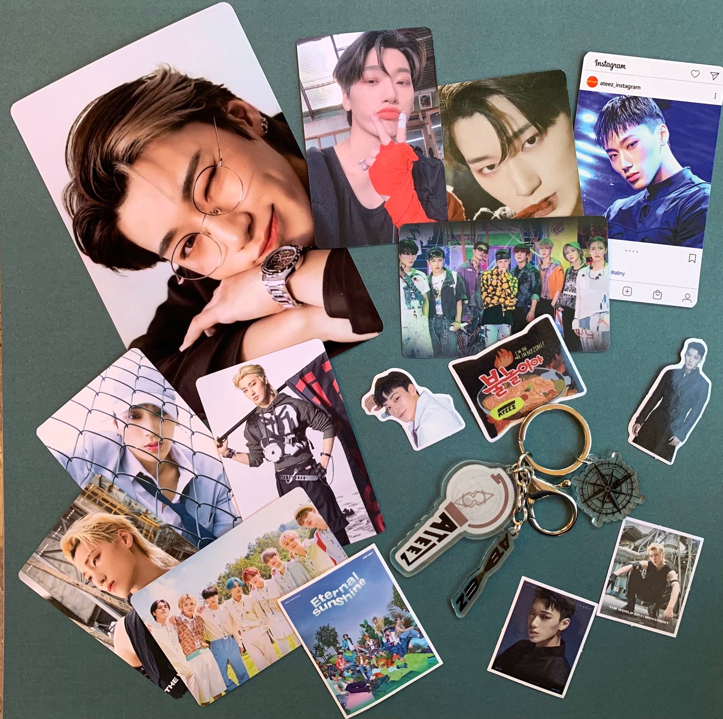 Ateez Bias Pack | Basic Pack | Key Chain | Photo cards | Random | Gift for friends Active