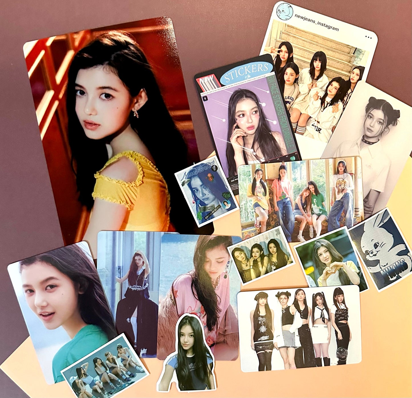 New Jeans Bias Pack | Basic Pack | Key Chain | Photo cards | Random | Gift for friends Active | Minji, Hanni, Danielle, Haerin, and Hyein